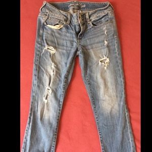 American Eagle Distressed Jeans